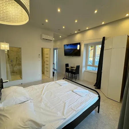 Exclusive Comfort With Balconies * Split