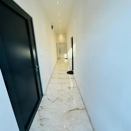 Exclusive Comfort With Balconies Appartement